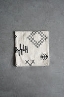 モロッコクッション/ベニワレン　40×40<br>大和店 - ヴィンテージ SHARK ATTACK