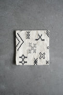 モロッコクッション/ベニワレン　40×40<br>大和店 - ヴィンテージ SHARK ATTACK