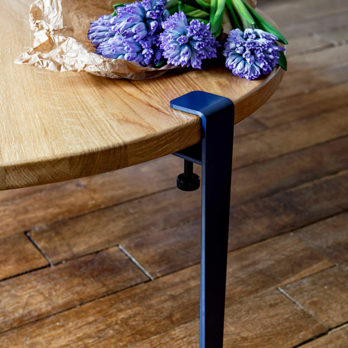 TIPTOE Table and desk leg – 43 cm MINERAL BLUE SHARK ATTACK