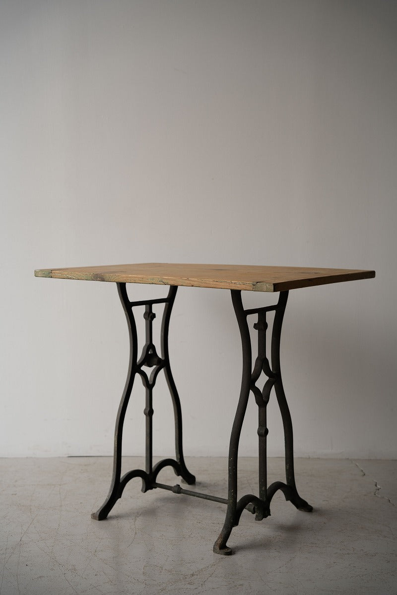 Wood x iron leg table vintage<br> Yamato store
