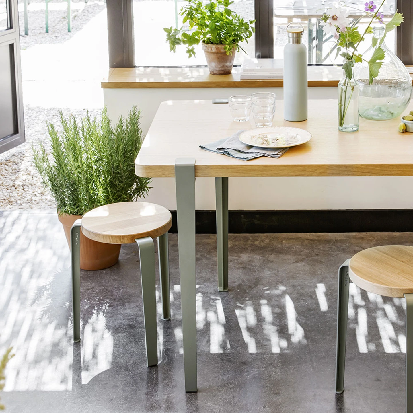 TIPTOE<br>Table and desk leg – 75 cm <br>EUCALYPTUS GREY <br>大阪店・ceroteantiques - ヴィンテージ SHARK ATTACK